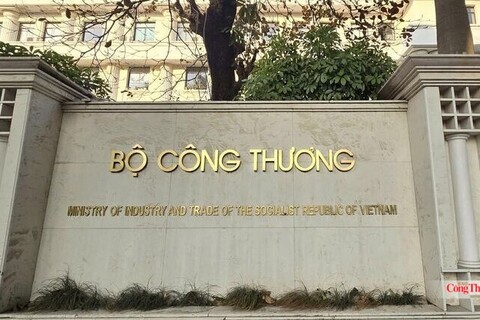 Tạm ngưng hiệu lực Thông tư số 09 về quy chuẩn kỹ thuật quốc gia đối với các sản phẩm sữa dạng lỏng