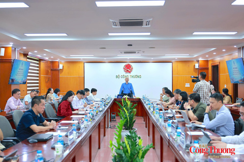 Bộ Công Thương tổ chức Hội nghị Trao đổi giải pháp giảm chi phí logistics nhằm thúc đẩy xuất khẩu