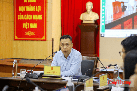 Thứ trưởng Nguyễn Việt Sơn làm việc với Cục Địa chất và Khoáng sản Việt Nam