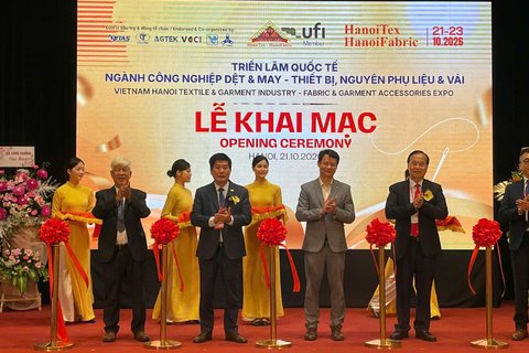 Bộ Công Thương thúc đẩy tự chủ nguyên liệu và chuyển đổi công nghệ ngành dệt may