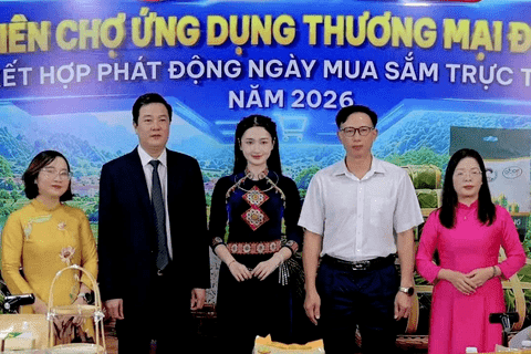 Lãnh đạo Sở Công Thương Cao Bằng thúc đẩy tiêu thụ đặc sản qua thương mại điện tử