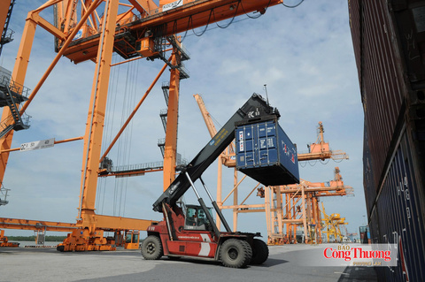 Kim ngạch xuất nhập khẩu hàng hóa Việt Nam vượt mốc 1.000 tỷ USD sau 10 tháng năm 2026