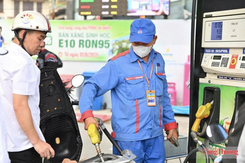 Chính phủ ban hành Nghị quyết về việc kéo dài thời hạn áp dụng ưu đãi thuế xăng dầu đến hết năm 2026