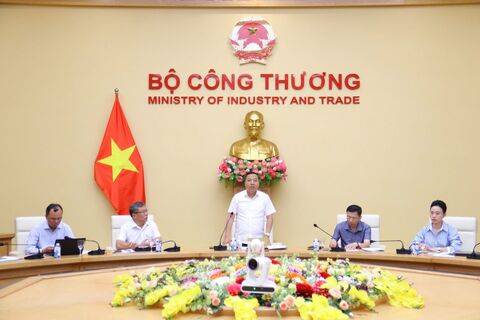 Đẩy nhanh tiến độ giải phóng mặt bằng Dự án Đường dây 500 kV Lào Cai – Vĩnh Yên