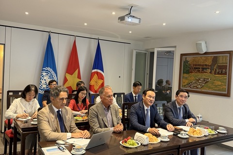 Phái đoàn Việt Nam tại Geneva phối hợp Trade Data Monitor (TDM) tổ chức Hội thảo về “Khai thác và sử dụng dữ liệu thương mại”
