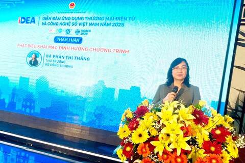 Diễn đàn toàn cảnh thương mại điện tử và thương mại điện tử xuyên biên giới: Hướng đi cho doanh nghiệp xuất khẩu Việt Nam