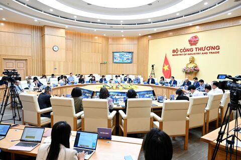 Doanh nghiệp chủ động thích ứng để giữ đà xuất khẩu