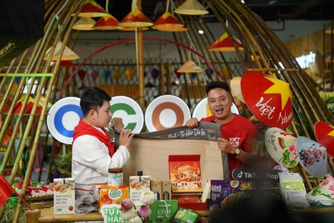 Tuần lễ Tự hào Nông sản Việt bùng nổ trên không gian số