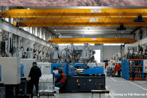 Kinh tế Argentina phục hồi nhưng phân hóa mạnh giữa các ngành