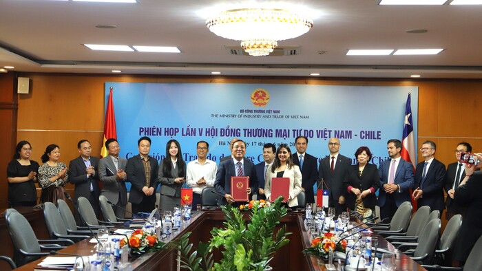 Phiên họp lần V Hội đồng Thương mại tự do Việt Nam - Chile