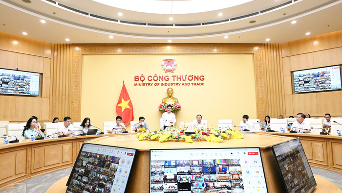 Hội nghị tập huấn trực tuyến về phân quyền, phân cấp và phân định thẩm quyền trong các lĩnh vực quản lý nhà nước của Bộ Công Thương