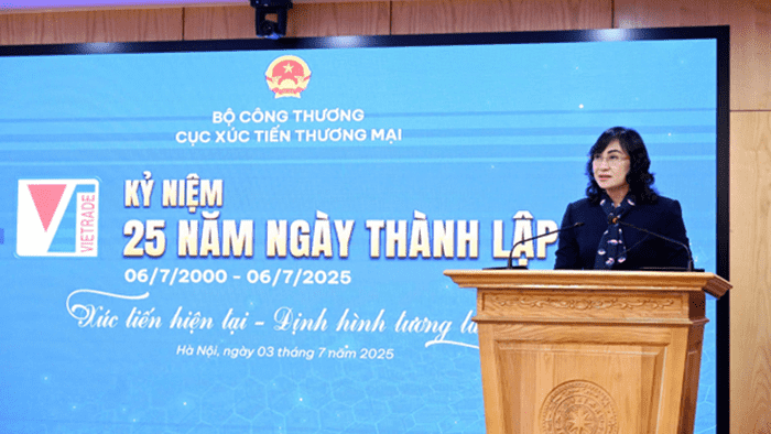 Thứ trưởng Phan Thị Thắng tham dự Lễ kỷ niệm 25 năm ngày thành lập Cục Xúc tiến thương mại