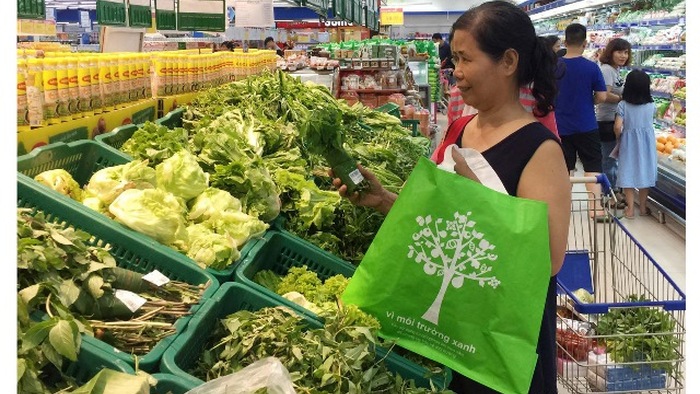 Tiêu dùng xanh giúp giảm gánh nặng lên hệ thống môi trường đô thị