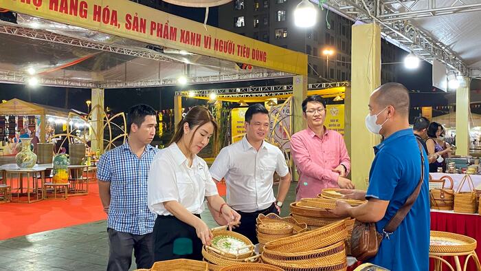 Tăng cường truyền thông, thúc đẩy tiêu dùng bền vững