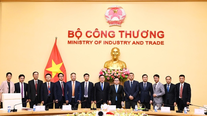 Thứ trưởng Trương Thanh Hoài tiếp và làm việc với Phó Chủ nhiệm Ủy ban Thường vụ Đại hội Đại biểu Nhân dân tỉnh An Huy, Trung Quốc