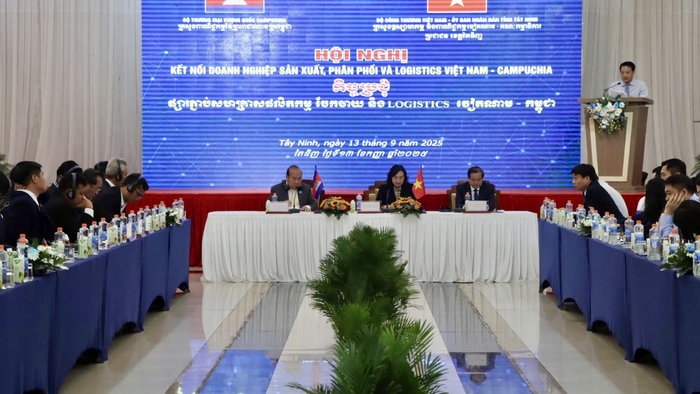 Hội nghị kết nối doanh nghiệp sản xuất, phân phối và logistics Việt Nam - Campuchia