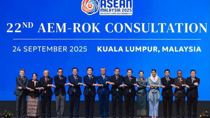 Các Hội nghị tham vấn giữa Bộ trưởng Kinh tế ASEAN với các đối tác: Hàn Quốc, Trung Quốc, Hoa Kỳ, Nhật Bản, ASEAN +3, Tổ chức Sở hữu Trí tuệ Thế giới