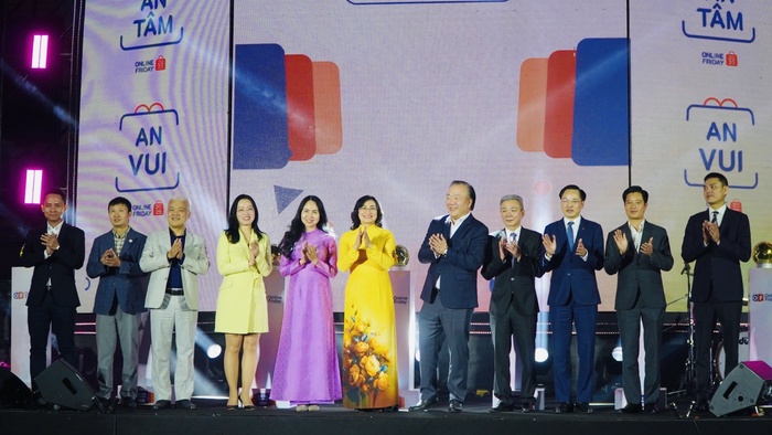 Lễ Khai mạc Tuần lễ Thương mại điện tử quốc gia và Ngày mua sắm trực tuyến Việt Nam - Online Friday 2025