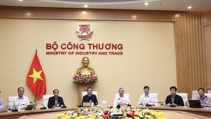 Bộ Công Thương họp phương thức vận hành hệ thống điện quốc gia 2026