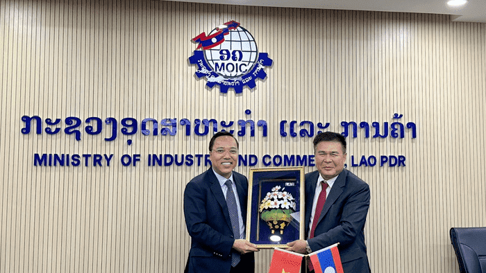 Thứ trưởng Nguyễn Hoàng Long làm việc với Thứ trưởng Bộ Công Thương Lào, thúc đẩy hợp tác năng lượng và triển khai các nhiệm vụ cấp cao