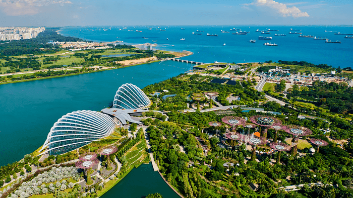 Singapore điều chỉnh chính sách thuế với khu vực doanh nghiệp và 2 mặt hàng ô tô, thuốc lá