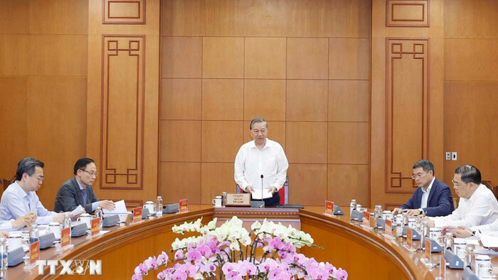 Tổng Bí thư Tô Lâm: Cần có chiến lược cụ thể nhằm tái cơ cấu nền kinh tế