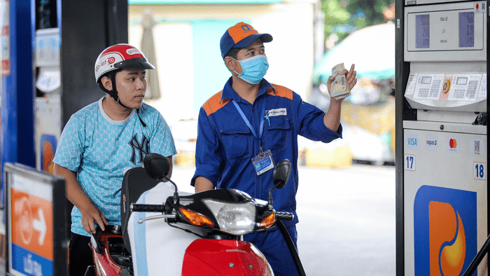 Chi tạm ứng 8.000 tỷ đồng từ nguồn tăng thu ngân sách trung ương cho Quỹ Bình ổn giá xăng dầu