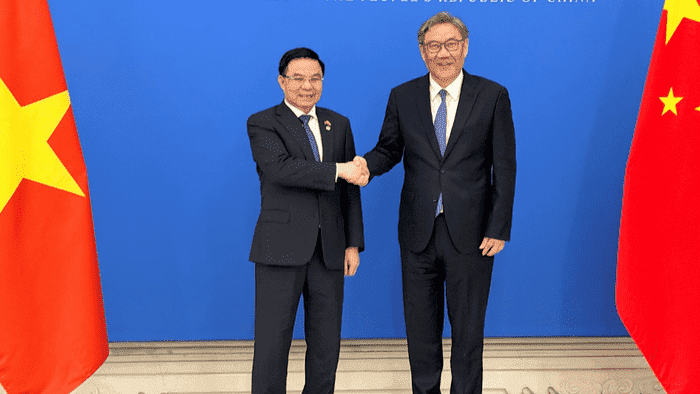 Hội đàm song phương giữa Bộ trưởng Lê Mạnh Hùng với Bộ trưởng Bộ Thương mại Trung Quốc Vương Văn Đào