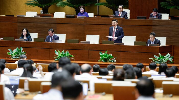 Bộ trưởng Lê Mạnh Hùng phát biểu, giải trình làm rõ một số nội dung đại biểu Quốc hội quan tâm về Luật Dầu khí (sửa đổi)