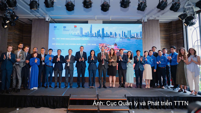 Hội nghị cấp cao Vương quốc Anh - Việt Nam về AI, công nghệ tài chính, thị trường hàng hóa phái sinh và logistics