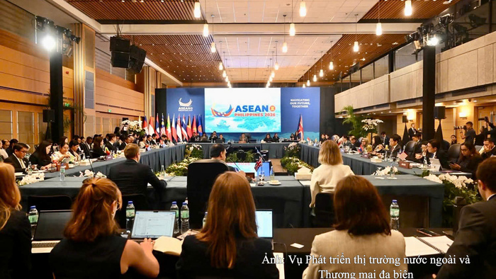 Các hội nghị tham vấn giữa Bộ trưởng Kinh tế ASEAN với đối tác trong khuôn khổ AEM 58