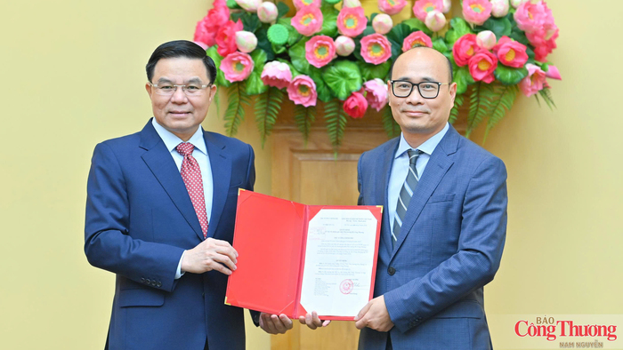 Công bố và trao Quyết định bổ nhiệm Thứ trưởng Bộ Công Thương