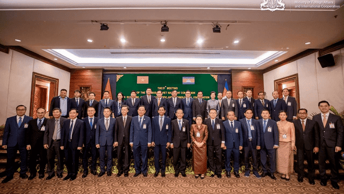 Thứ trưởng Trương Thanh Hoài tham dự Kỳ họp lần thứ 21 Ủy ban hỗn hợp Việt Nam - Campuchia về Kinh tế, Văn hóa, Khoa học và Kỹ thuật ngày 9/12/2025 tại Siem Reap, Campuchia.