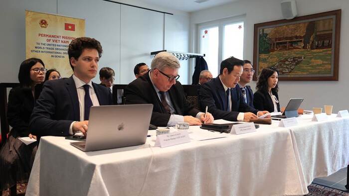 Phái đoàn Việt Nam tại Geneva phối hợp Quỹ St Gallen- Thuỵ Sĩ tổ chức Hội thảo về các diễn biến mới trong chính sách thuế quan của Hoa Kỳ