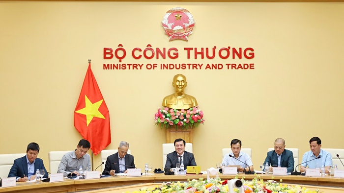 Thứ trưởng Nguyễn Sinh Nhật Tân làm việc với Đoàn doanh nghiệp Hội đồng Kinh doanh Hoa Kỳ – ASEAN