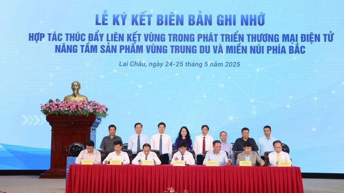 Tăng cường hỗ trợ doanh nghiệp chuyển đổi số trong năm 2025