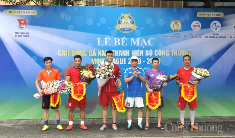 Bế mạc Giải bóng đá nam thanh niên Bộ Công Thương 2019 - 2020 be mac giai bong da nam thanh nien bo cong thuong 2019 2020