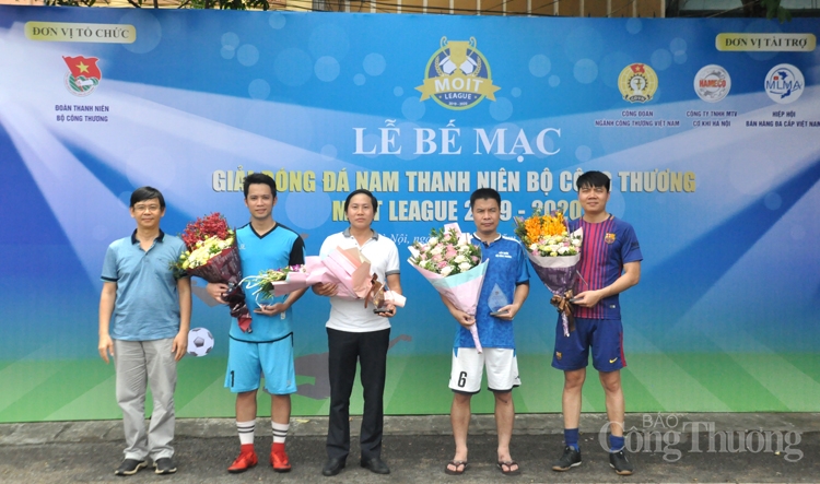 Bế mạc Giải bóng đá nam thanh niên Bộ Công Thương 2019 - 2020 be mac giai bong da nam thanh nien bo cong thuong 2019 2020